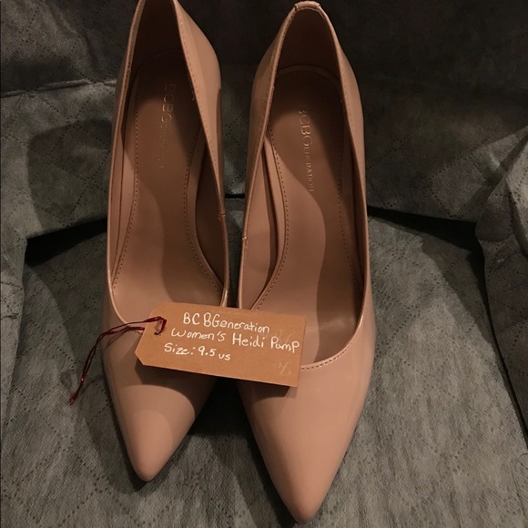 bcbg heidi pump